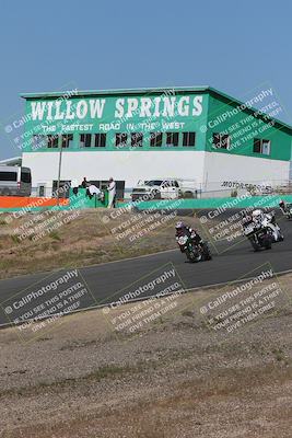 media/Apr-20-2025-AHRMA (Sun) [[393a79c373]]/Race/group 10 early race/Turn 4b/